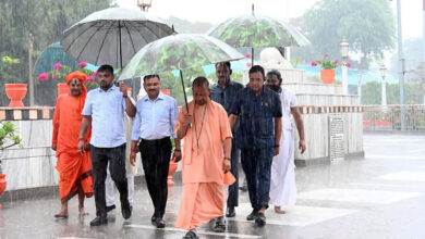 Photo of तेज बारिश के बावजूद सीएम योगी ने जारी रखा जनसेवा का अनुष्ठान