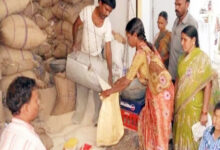 Photo of एक-एक गरीब पात्र को चिन्हित कर राशनकार्ड जारी कर रही योगी सरकार