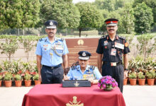 Photo of एयर मार्शल एसपी धारकर भारतीय वायु सेना के उप-प्रमुख के पद से सेवानिवृत्त हुए