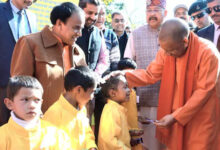 Photo of ‘बुनियाद मजबूत कर बच्चों की प्रतिभा निखार रही योगी सरकार’