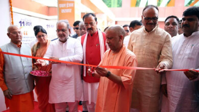 Photo of 2000 करोड़ रुपए खर्च कर प्रदेश के 28,830 चौराहों का कायाकल्प करेगी योगी सरकार