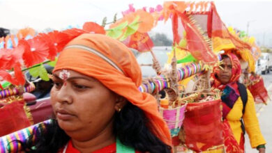 Photo of महिला कांवड़ श्रद्धालुओं की सुरक्षा को 10 हजार से अधिक महिला पुलिसकर्मी तैनात, महिला हेल्प डेस्क बनाए गए