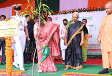 Photo of राष्ट्रपति ने गोरखपुर में किया वन महोत्सव का शुभारंभ