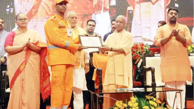 Photo of जीवन को दांव पर लगाकर आमजन की सुरक्षा करने वाले कार्मिक सम्मानित