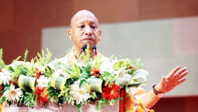 Photo of सीएम योगी ने स्वच्छ व हरित विद्यालयों के प्रधानाचार्यों/प्रधानाध्यापकों का किया सम्मान