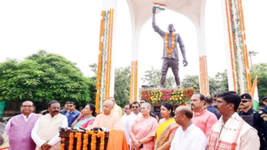 Photo of भारत माता के महान सपूत, अमर शहीद गुलाब सिंह लोधी ने 32 साल की उम्र में तिरंगा फहराकर दी थी शहादत- मुख्यमंत्री